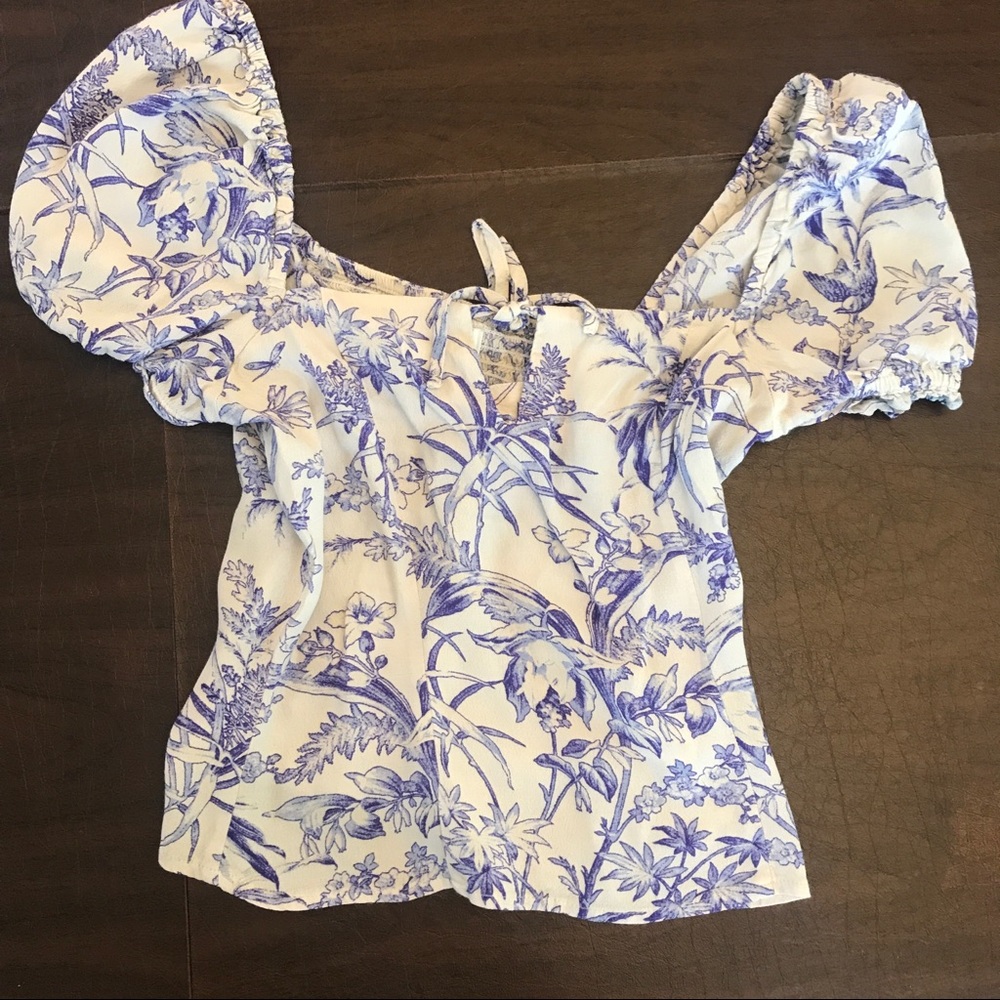 H&M floral print puff sleeve top sz XS